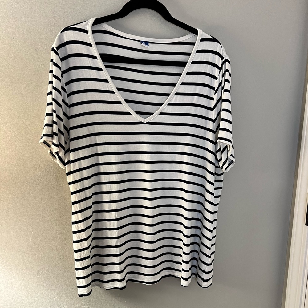 Old Navy striped shirt size XL